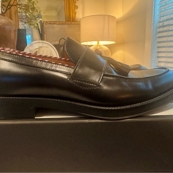 NiB Gucci Loafers with tassels and B/R/B detail in Black - Picture 3 of 13